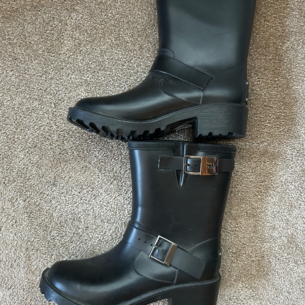❤️ Michael Kors Rain Boots ❤️